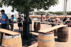 Aménagement espaces déjeuners à Bordeaux Fête le Vin 2022 | Photo Bernard Tocheport