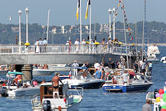Arcachon : défilé des bateaux pour la fête de la mer