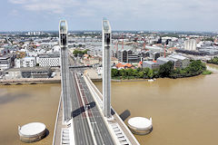 Perspective sur le pont Chaban Delmas et les Bassins à flot | Photo Bernard Tocheport