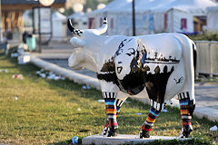 Cow Parade Bordeaux : Art'n' roll Cowllection, quai Louis WVIII