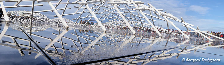 Bordeaux FAB 2024 La Transumante sur le miroir d'eau| Photo Bernard Tocheport