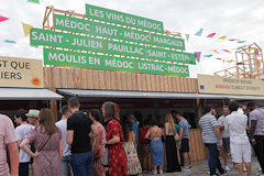 Bordeaux Fête le Vin 2024 pavillon des vins du Médoc | Photo Bernard Tocheport