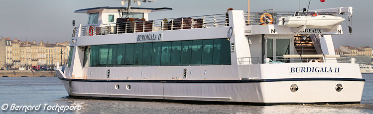 Burdigala 2 - bateau de croisière sur la Garonne à Bordeaux