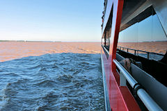 Le Sicambre naviguant dans l'estuaire | photo 33-bordeaux.com