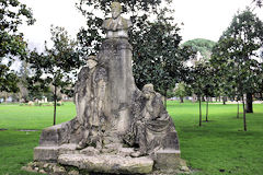 Monument et buste de Fernand Lafargue au Jardin public de Bordeaux | Photo Bernard Tocheport