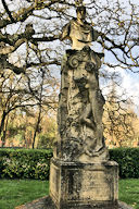 Buste et monument d'Alexis Millardet au Jardin public de Bordeaux | Photo Bernard Tocheport