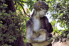 Statue de Vénus avant restauration au Jardin public de Bordeaux | Photo Bernard Tocheport