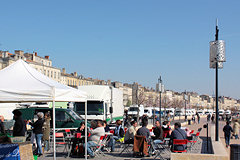 Terrasse marché des Chartrons à Bordeaux -  photo 33-bordeaux.com