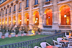 Jardin et terrasse du Grand Théâtre de Bordeaux | photo 33-bordeaux.com