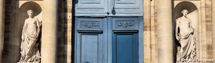 Porte du Palais Rohan Mairie de Bordeaux avant incendie | Photo Bernard Tocheport
