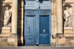 Bordeaux statues et portail entrée du Palais Rohan | Photo Bernard Tocheport
