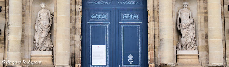 Portail provisoire de la mairie de Bordeaux | Photo Bernard Tocheport