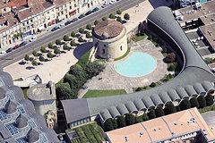 Bordeaux photo aérienne de l'école de la magistrature ancien fort du Hâ | Photo Bernard Tocheport