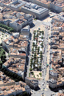 Bordeaux photo aérienne des Allées de Tourny lors des Epicuriales | Photo Bernard Tocheport