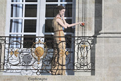 Bordeaux représentation d'Euphrosyne au balcon de la bourse | Photo Bernard Tocheport