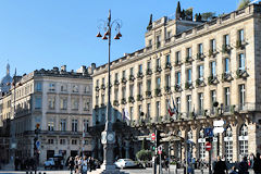 Bordeaux la place de la comédie et son horloge | Photo Bernard Tocheport