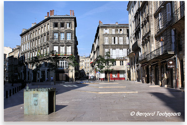 La place du Palais à Bordeaux | Photo 33-bordeaux.com