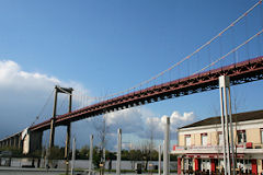 Le pont d'Aquitaine à Lormont