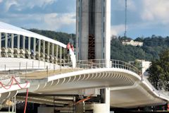 Tablier central du pont Bacalan Bastide - vue détaillée | 33-bordeaux.com
