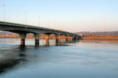 Bordeaux le pont François Mitterrand enjambe la Garonne | Photo Bernard Tocheport