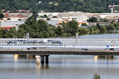 Bordeaux le pont Saint Jean et les ponts ferroviaires | Photo 33-bordeaux.com