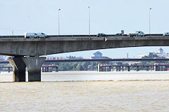 Bordeaux perspective pont Mitterrand et pont Simone Veil en construction | Photo Bernard Tocheport