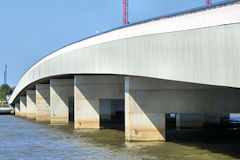 Bordeaux pont Simone Veil vu depuis la Garonne | Photo Bernard Tocheport