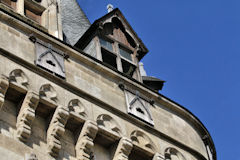 Bordeaux détail architectural de la Porte Cailhau | Photo Bernard Tocheport