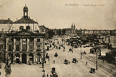 Ancienne carte Postale quais de Bordeaux