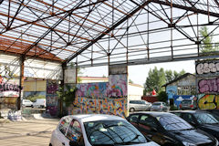 Darwin Bordeaux anciens hangars reconvertis en parkings | Photo 33-bordeaux.com