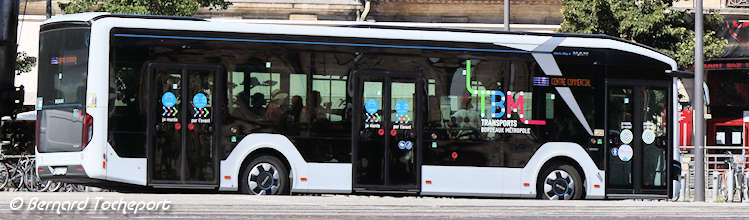 Bus électrique Lion's City modèle 12 E du constructeur MAN place de la Victoire | Photo Bernard Tocheport