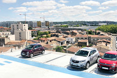 Dernier étage du parking Gare Saint Jean et vue sur les constructions de Paludate | photo 33-bordeaux.com