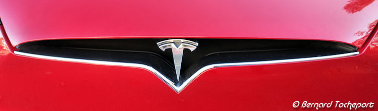 Avant Model X Tesla Suv électrique