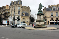Bordeaux vue de la place Tourny avant le tramway | Photo Bernard Tocheport