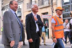 Président et vice Président Bordeaux Métropole attendant la 1ère arrivée du Tram au Bouscat | Photo Bernard Tocheport