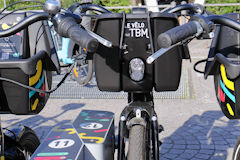 Le Vélos par TBM en libre service Bordeaux Métropole | photo Bernard Tocheport