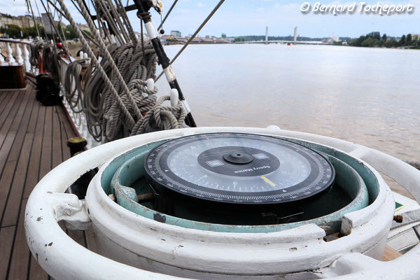 Compas du 3 mâts barque Belem à Bordeaux | Photo Bernard Tocheport