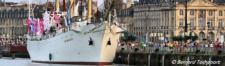 Dar Mlodziezy grand voilier de Pologne en escale à Bordeaux | Photo Bernard Tocheport