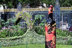Exposition bouteille décorée : Bordelaise XXL -  photo 33-bordeaux.com