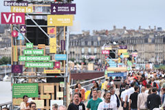 Ambiance Bordeaux Fête le Vin sur les quais | Photo Bernard Tocheport