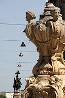 La fontaine des 3 Grâces vue depuis la fontaine du parlement à Bordeaux | Photo Bernard Tocheport