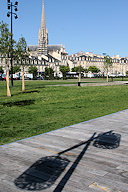 Bordeaux : ombres et lumières au parc des Sports Saint Michel