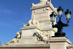 Bordeaux la Garonne et la Dordogne - monument aux Girondins | Photo Bernard Tocheport