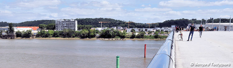 Bordeaux vue  sur rive droite depuis pont Simone Veil | Photo Bernard Tocheport
