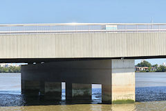 Bordeaux arche, tablier et rembarde du pont Simone Veil | Photo Bernard Tocheport