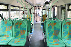 Aménagement intérieur Heuliez Bus électrique couleur RATP | photo Bernard Tocheport