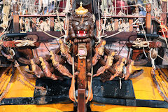 Détail de la figure de proue du Shtandart frégate russe à Bordeaux | Photo 33-bordeaux.com