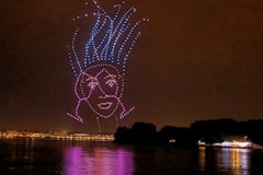 Bordeaux spectacle drones Logo Fête du Vin | photo Bernard Tocheport