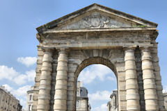 Bordeaux la Porte d'Aquitaine face à la rue Sainte Catherine | Photo Bernard Tocheport
